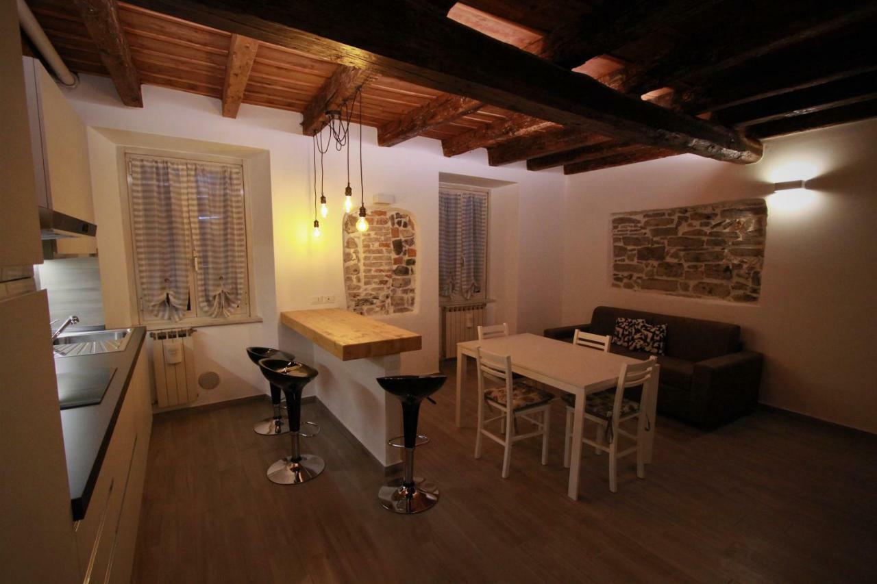 La Corte Di Camilla Apartment Como Luaran gambar